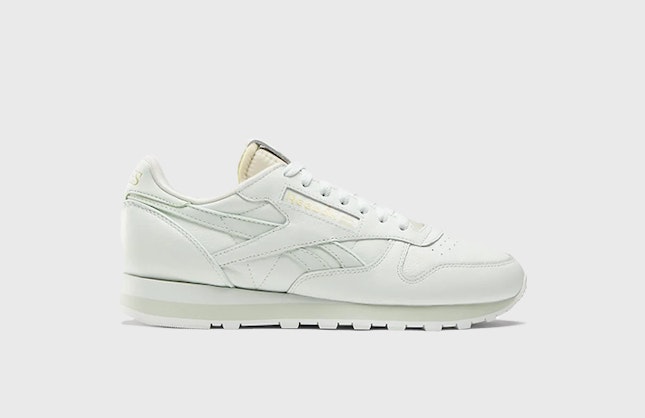 Aries x Reebok Classic Leather "The Mystic`s Shoe"