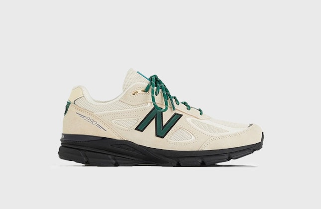 New Balance 990v4 "Macadamia Nut" New Balance 990v4 "Macadamia Nut"