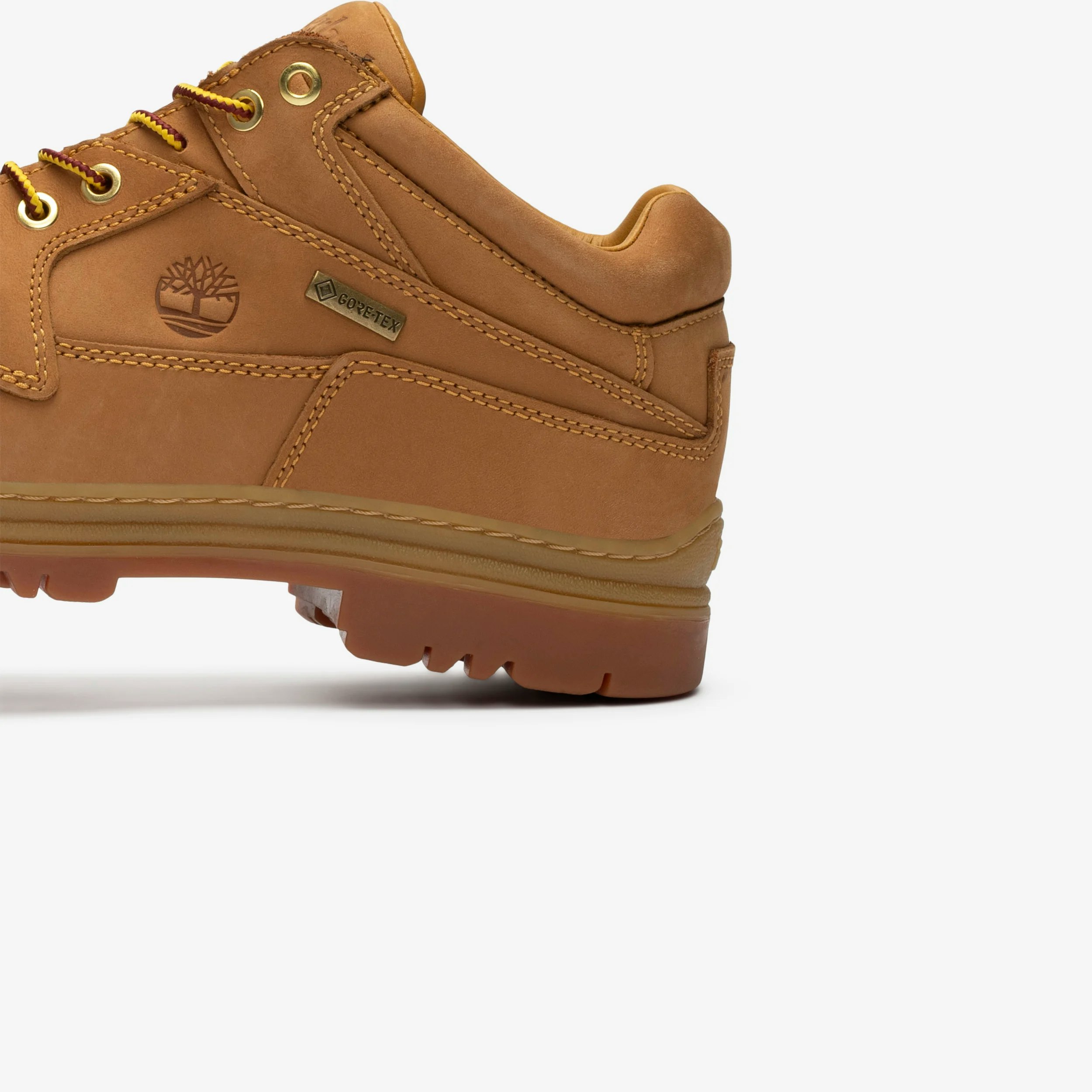 BEAMS x Timberland Moc Toe Gore-Tex "Nubuck"