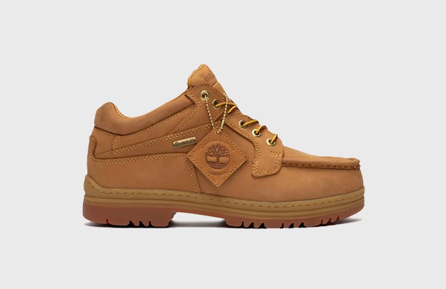 BEAMS x Timberland Moc Toe Gore-Tex "Nubuck"