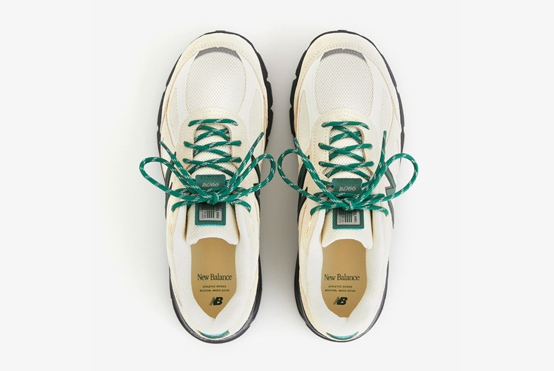 New Balance 990v4 "Macadamia Nut"