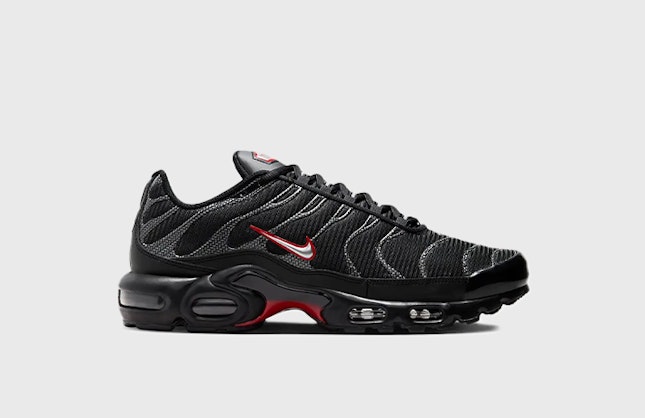 Nike Air Max Plus "University Red"