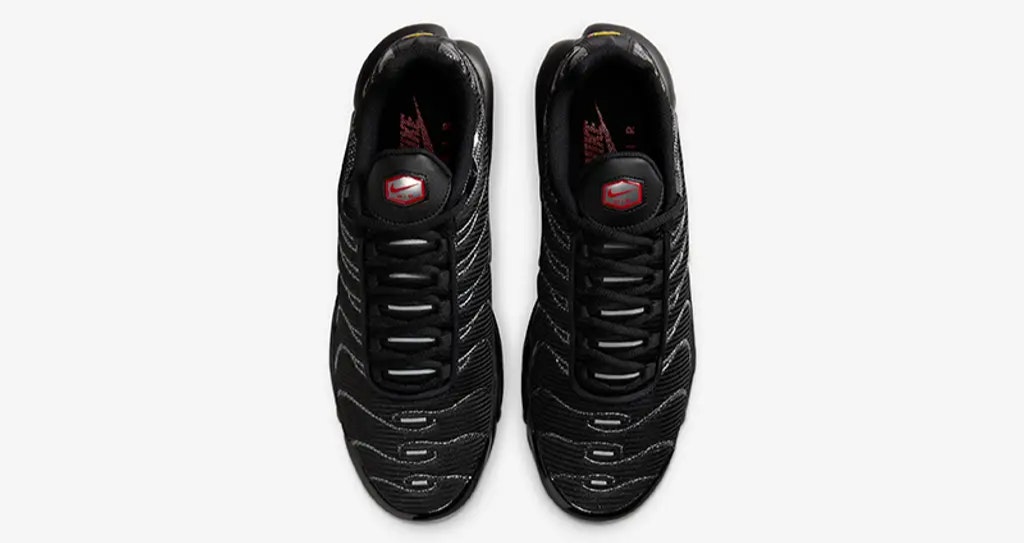 Nike Air Max Plus "University Red"