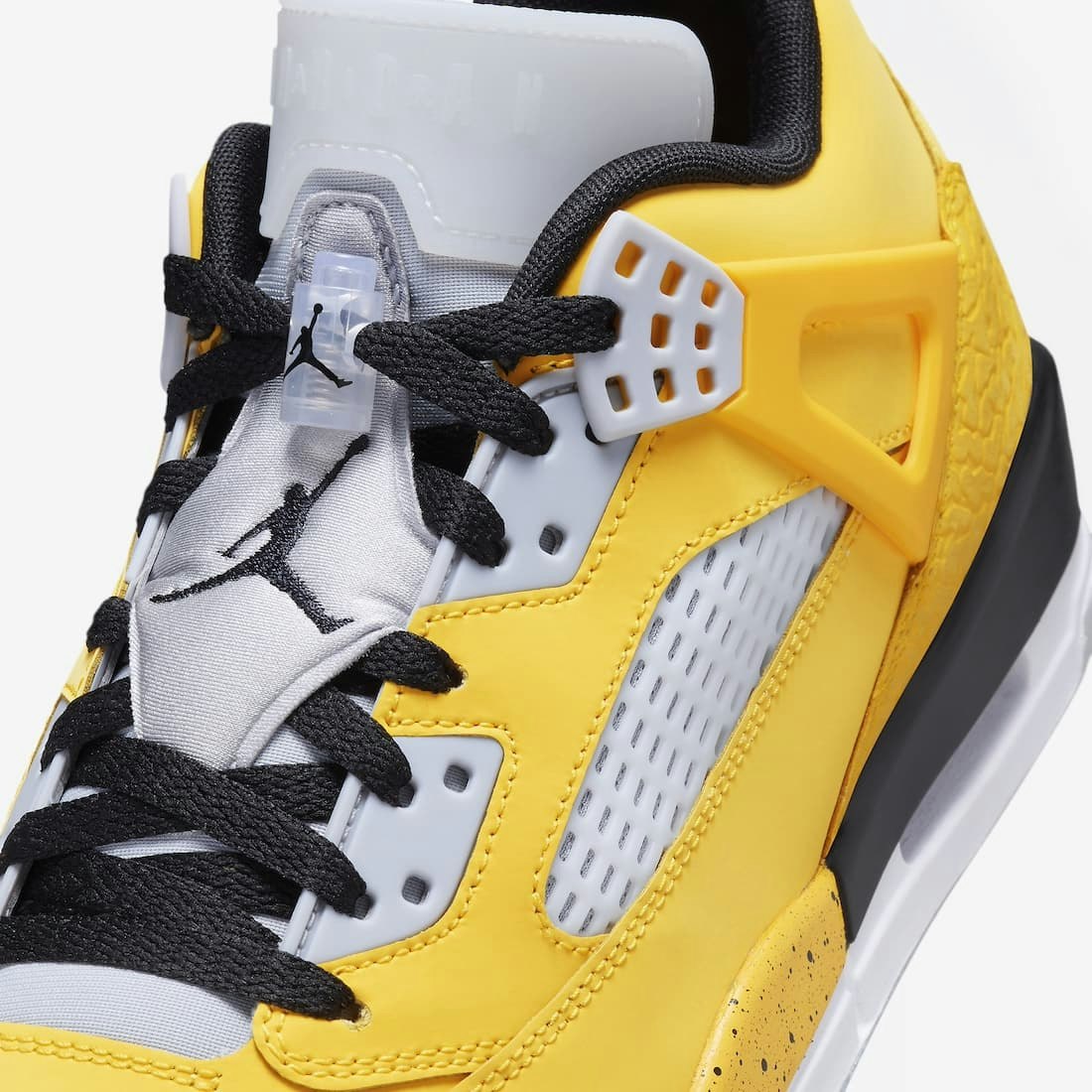 Jordan Spizike Low "Lightning"