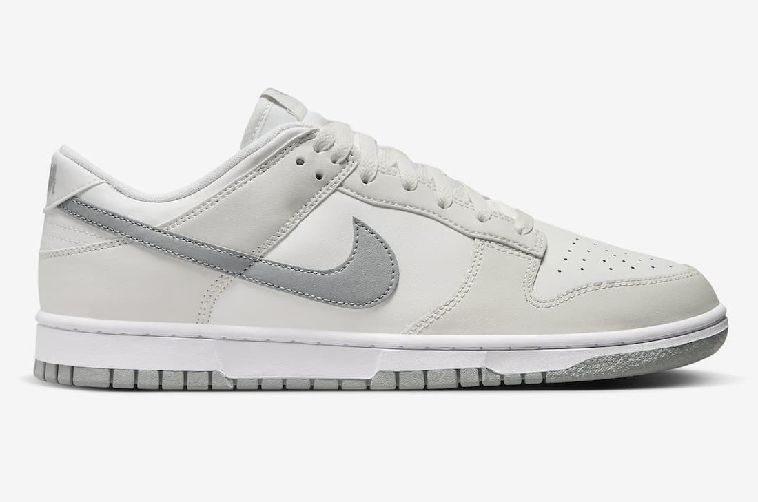 Nike Dunk Low "Summit White"