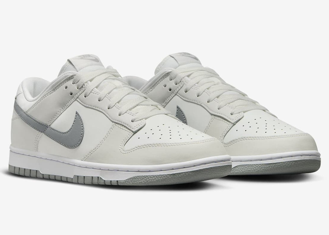 Nike Dunk Low "Summit White"