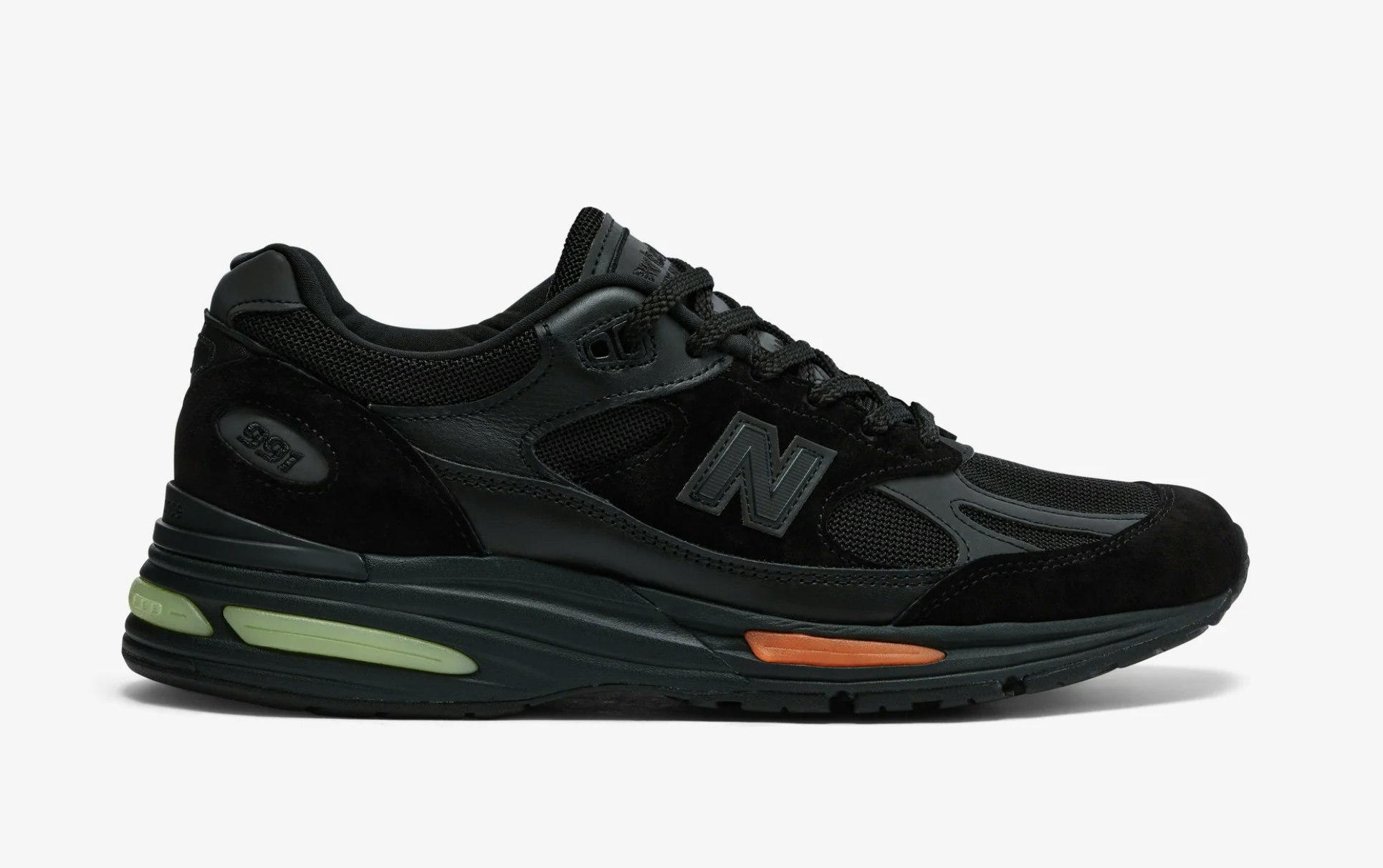 Dover Street Market x New Balance 991v2 "London Edition"