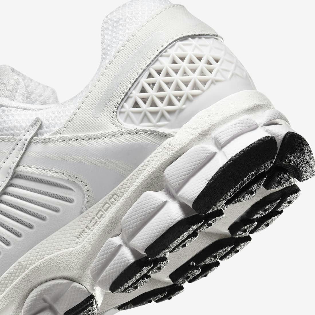 Nike Zoom Vomero 5 "Vast Grey"