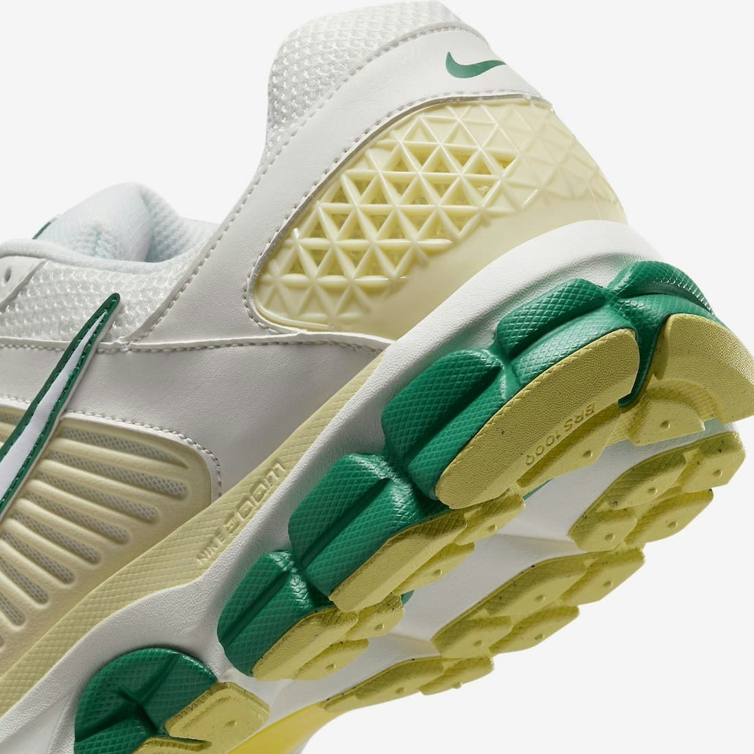 Nike Zoom Vomero 5 "White Alabaster"