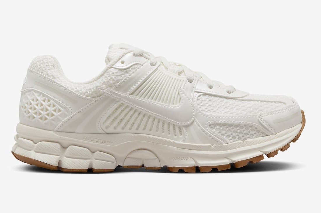 Nike Zoom Vomero 5 "Coconut Milk"