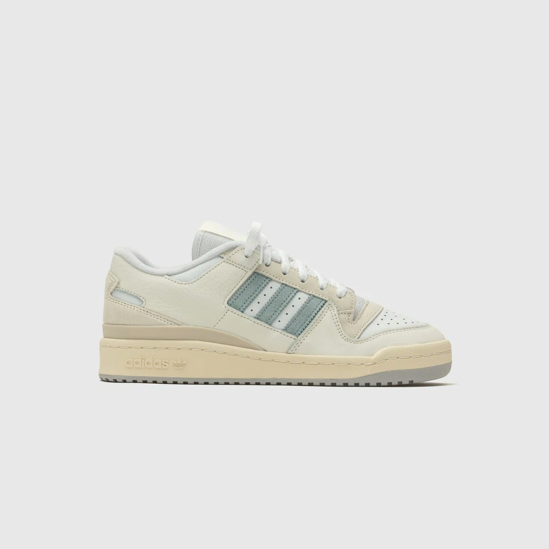 Packer x adidas Forum Low "Light Blue"