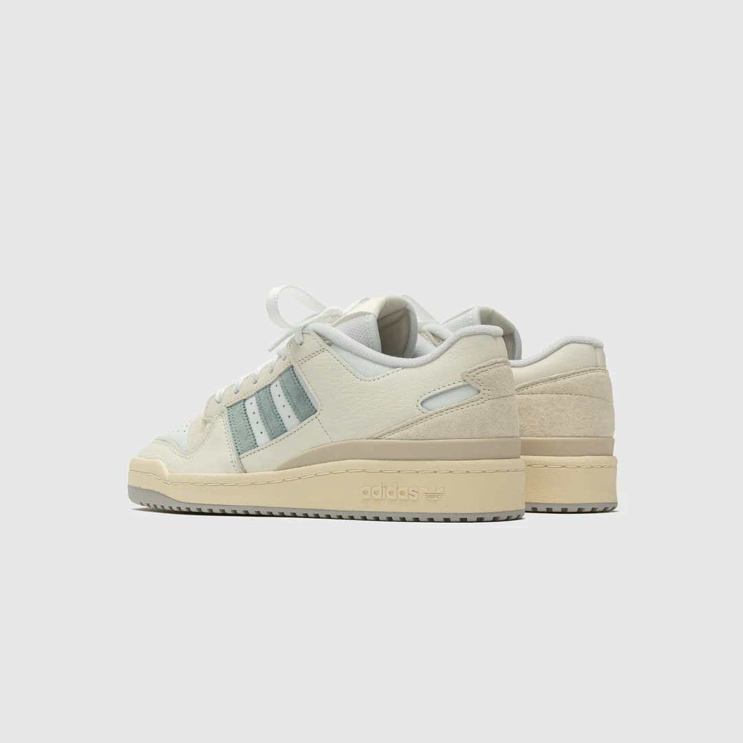 Packer x adidas Forum Low "Light Blue"