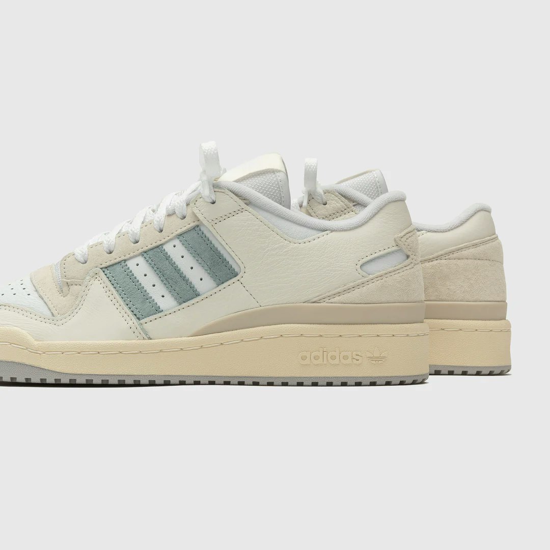 Packer x adidas Forum Low "Light Blue"