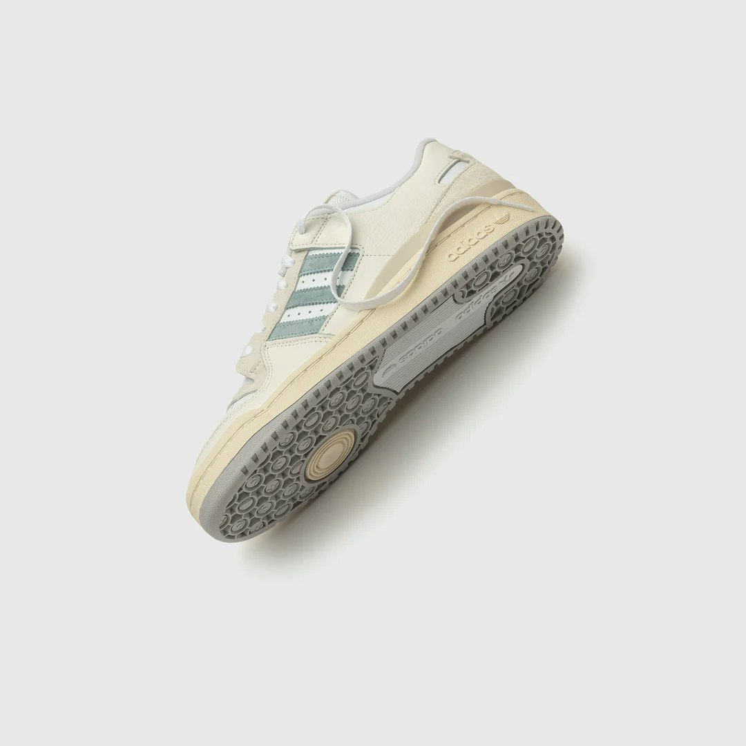 Packer x adidas Forum Low "Light Blue"