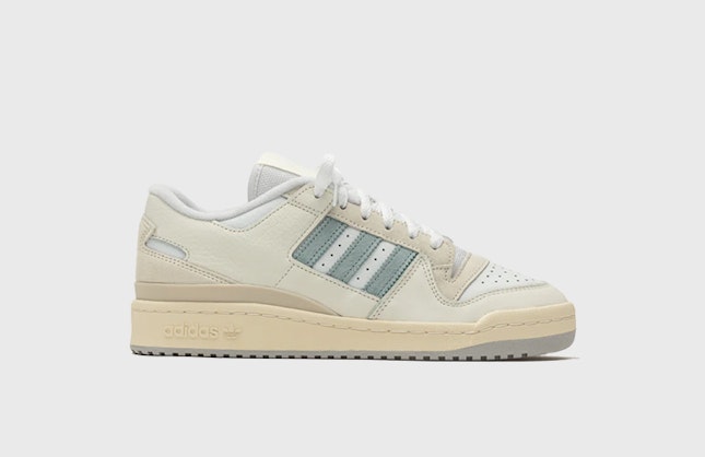 Packer x adidas Forum Low "Light Blue"