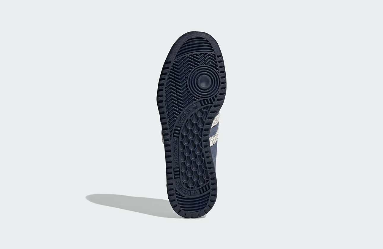 adidas Bermuda "Night Indigo"