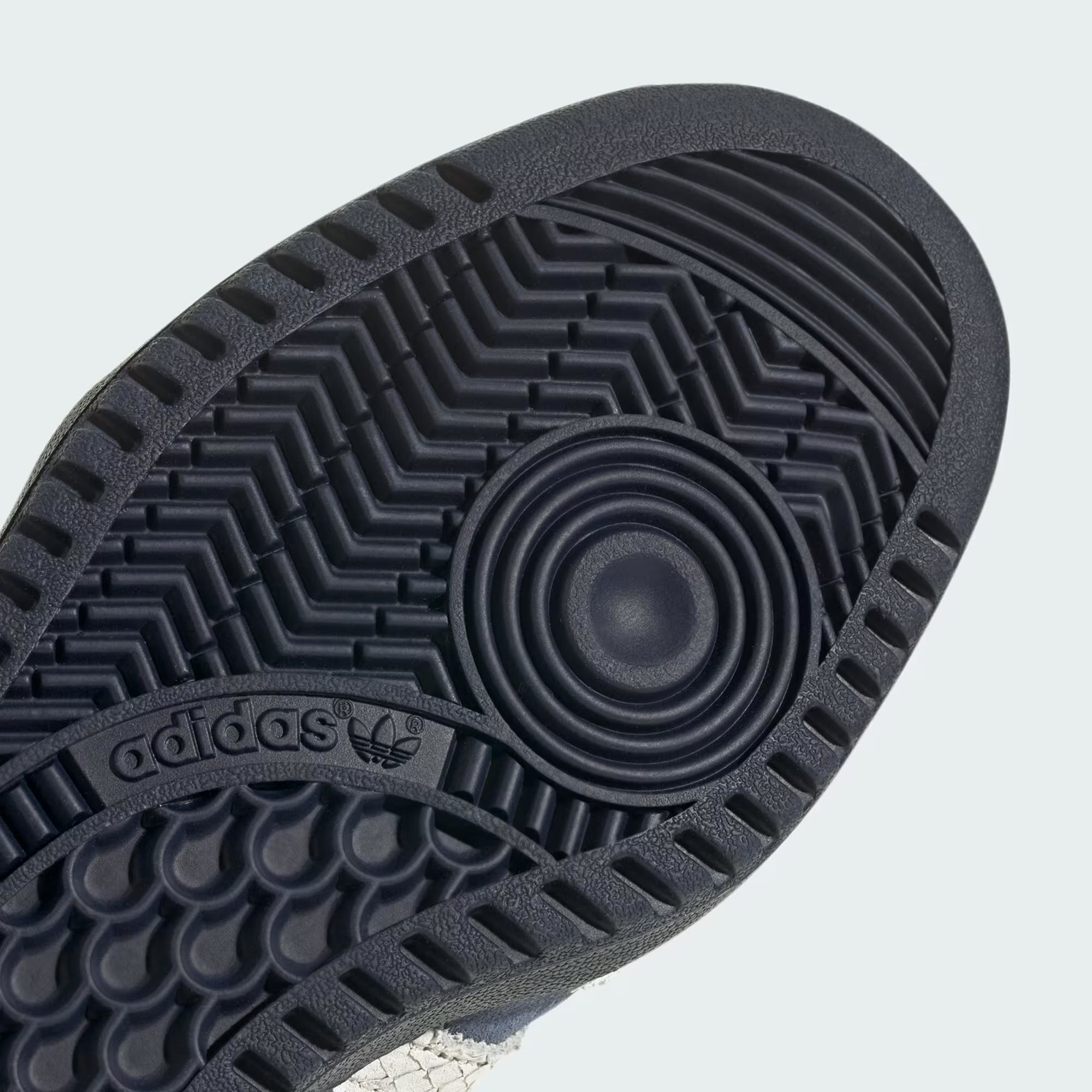 adidas Bermuda "Night Indigo"