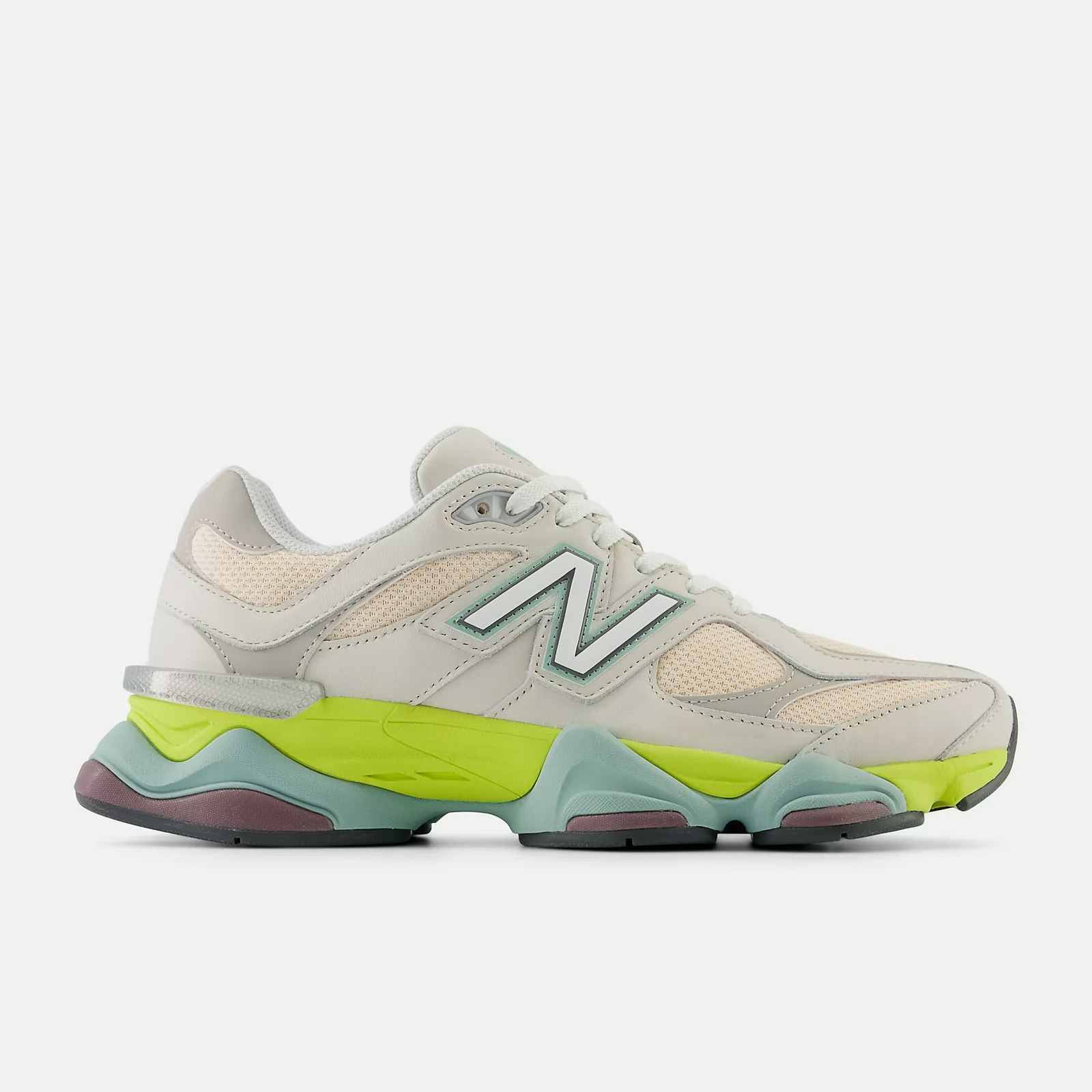 New Balance 9060 "Vintage Rose"