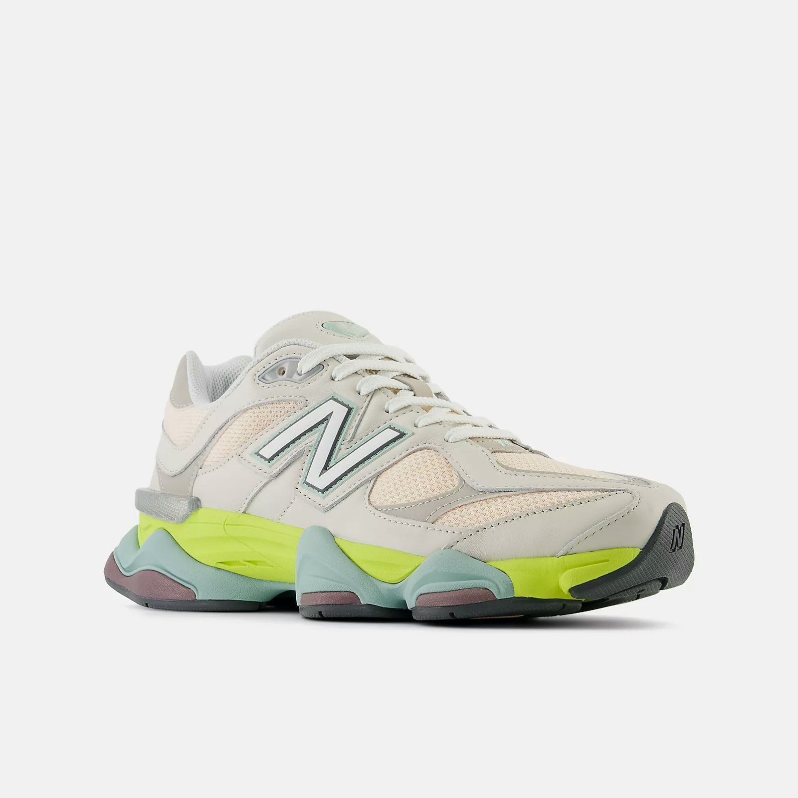 New Balance 9060 "Vintage Rose"