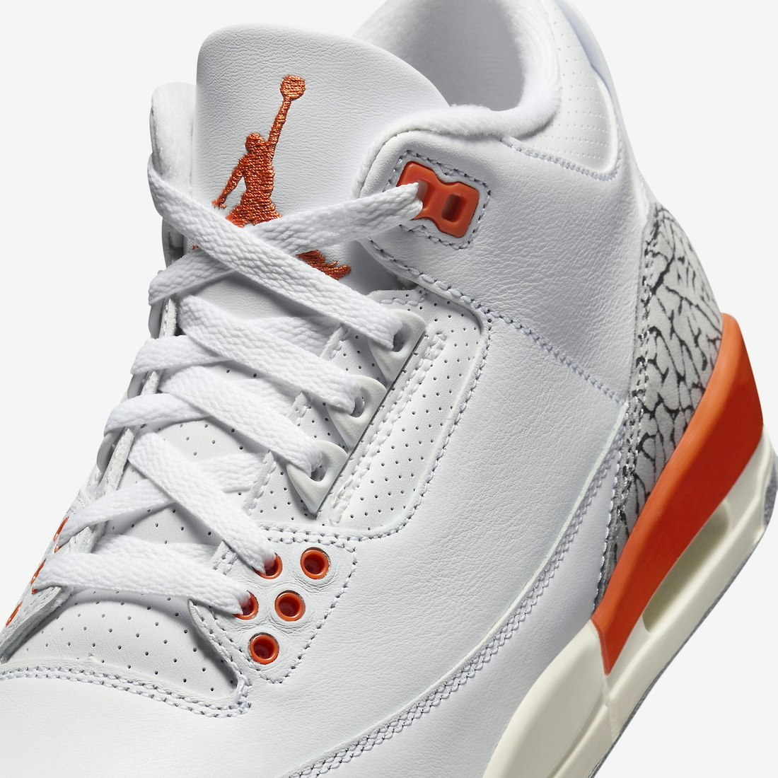 Air Jordan 3 Retro "Georgia Peach"
