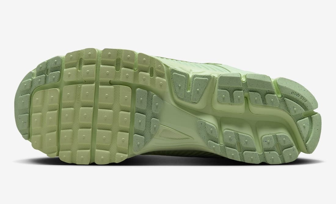 Nike Zoom Vomero 5 "Vapor Green"