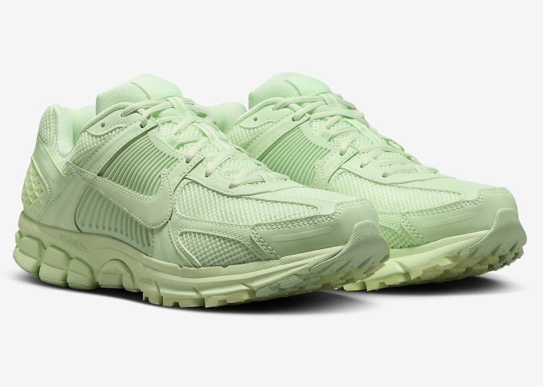 Nike Zoom Vomero 5 "Vapor Green"