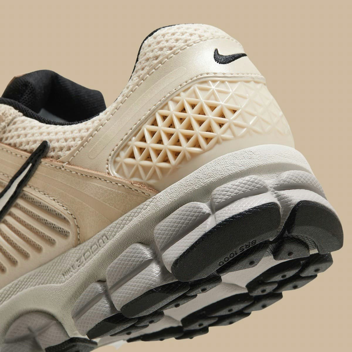 Nike Zoom Vomero 5 "Pearl White"