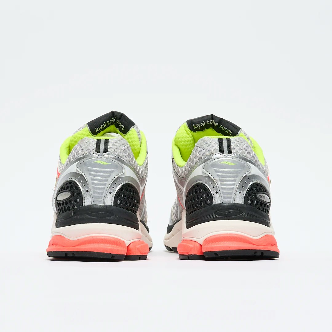 Bellerose x Saucony ProGrid Triumph 4 "Silver Fluo"