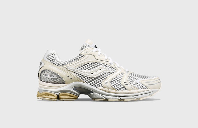 Highsnobiety x Saucony Pro Grid Triumph 4 "Cream White"