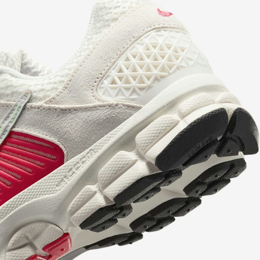 Nike Zoom Vomero 5 "Siren Red"