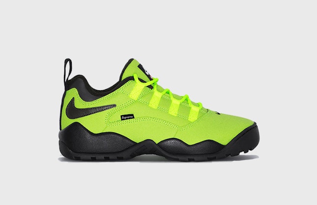 Supreme x Nike SB Darwin Low "Volt"