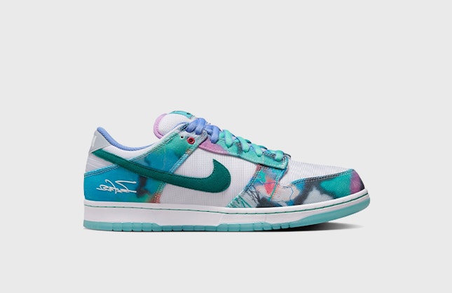 Futura Laboratories x Nike SB Dunk Low "Bleached Aqua"