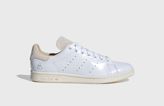 Star Wars x Nanzuka x adidas Stan Smith "Stormtrooper" Star Wars x Nanzuka x adidas Stan Smith "Stormtrooper"