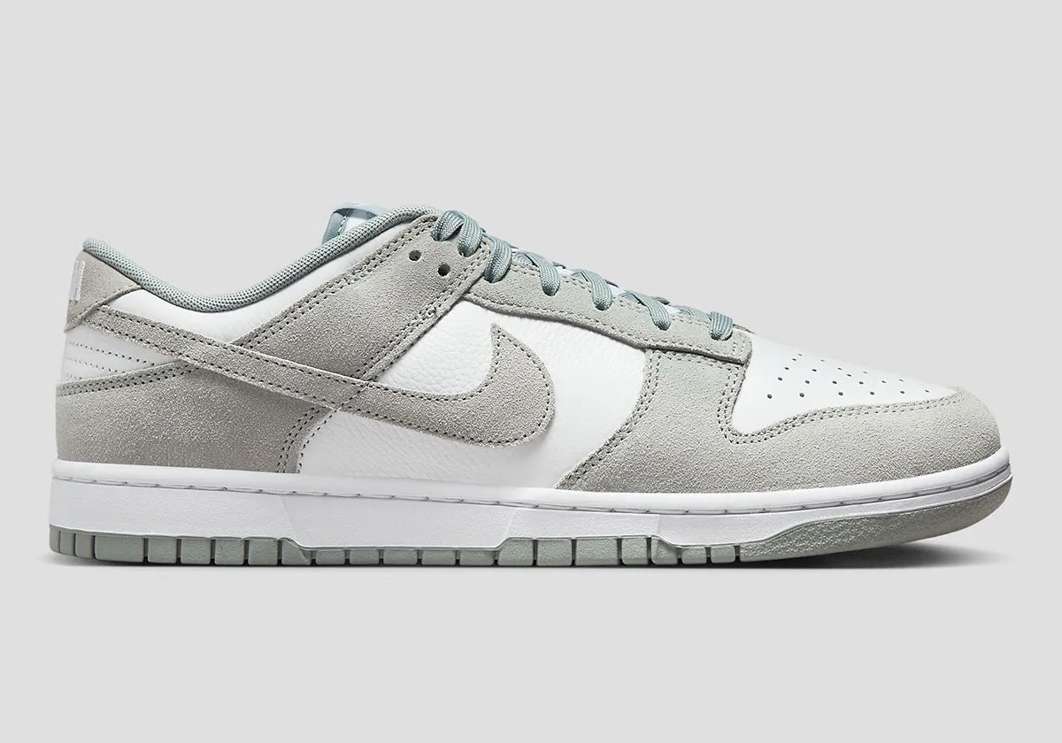 Nike Dunk Low "Light Pumice"