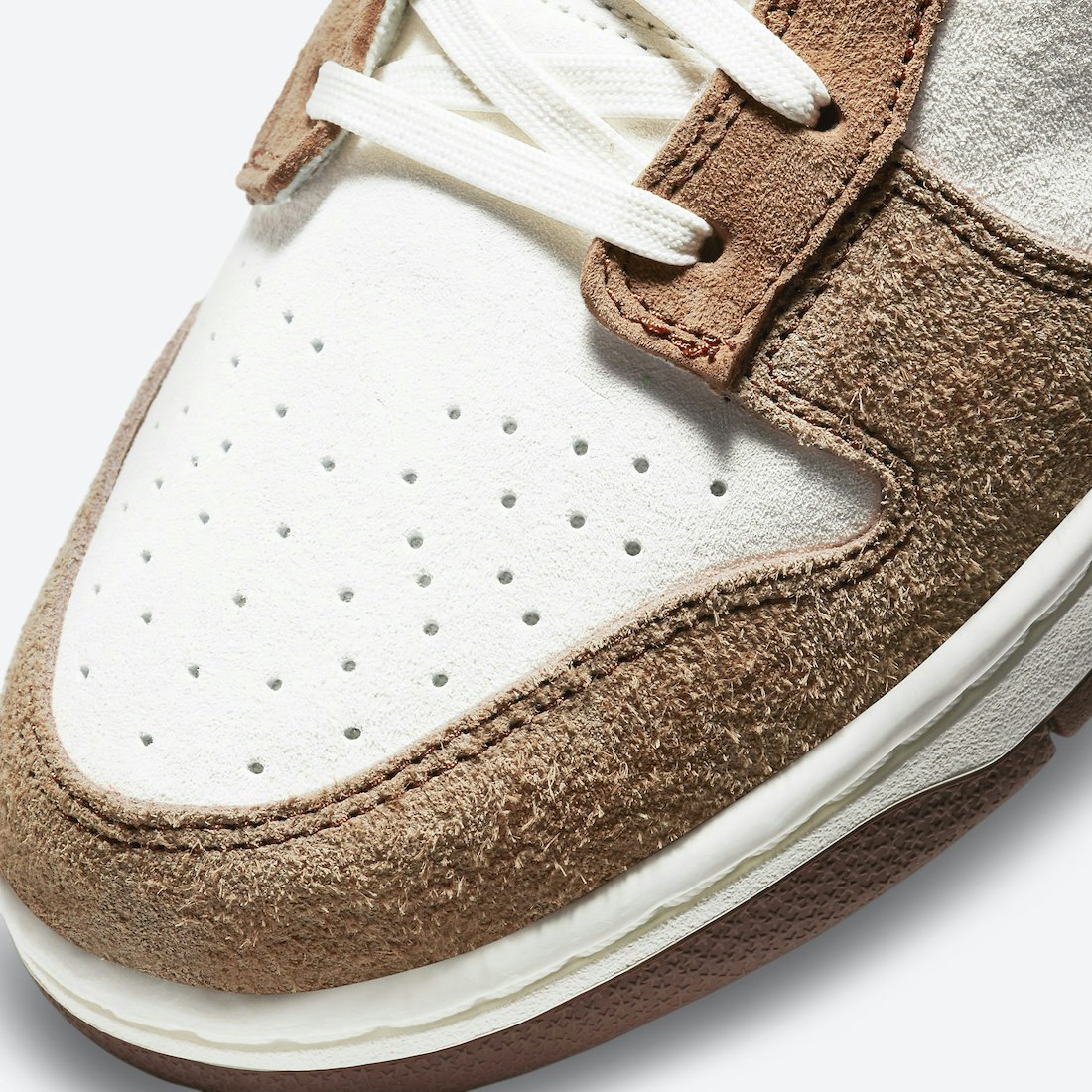 Nike Dunk Low PRM "Medium Curry"