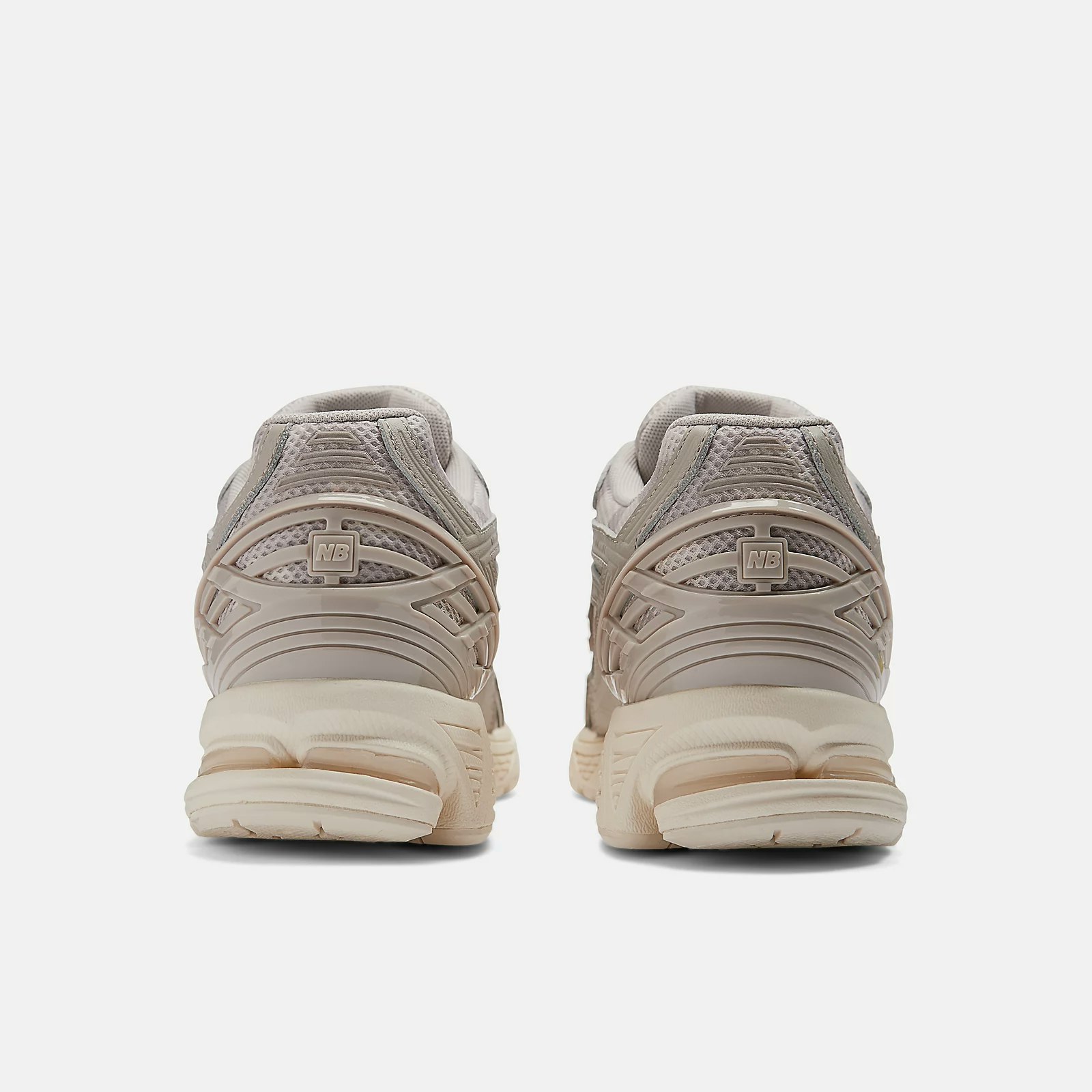 New Balance 1906R "Polka Dot" (Moonrock)