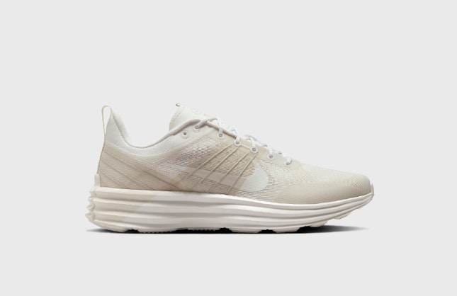 Nike Lunar Roam "Summit White"