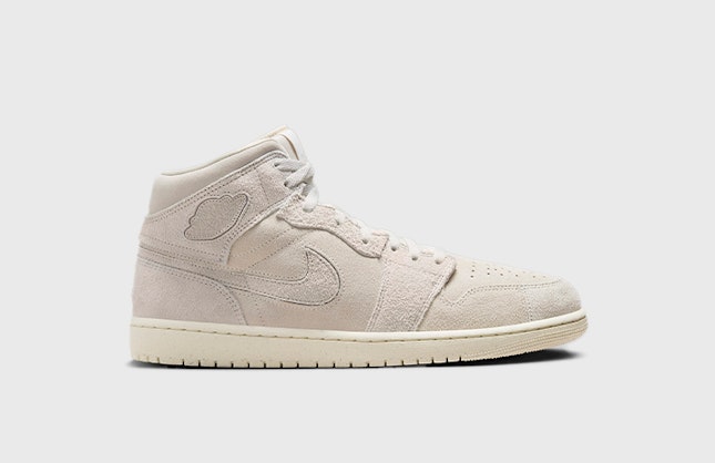 Air Jordan 1 Mid SE Craft "Legend Light Brown"