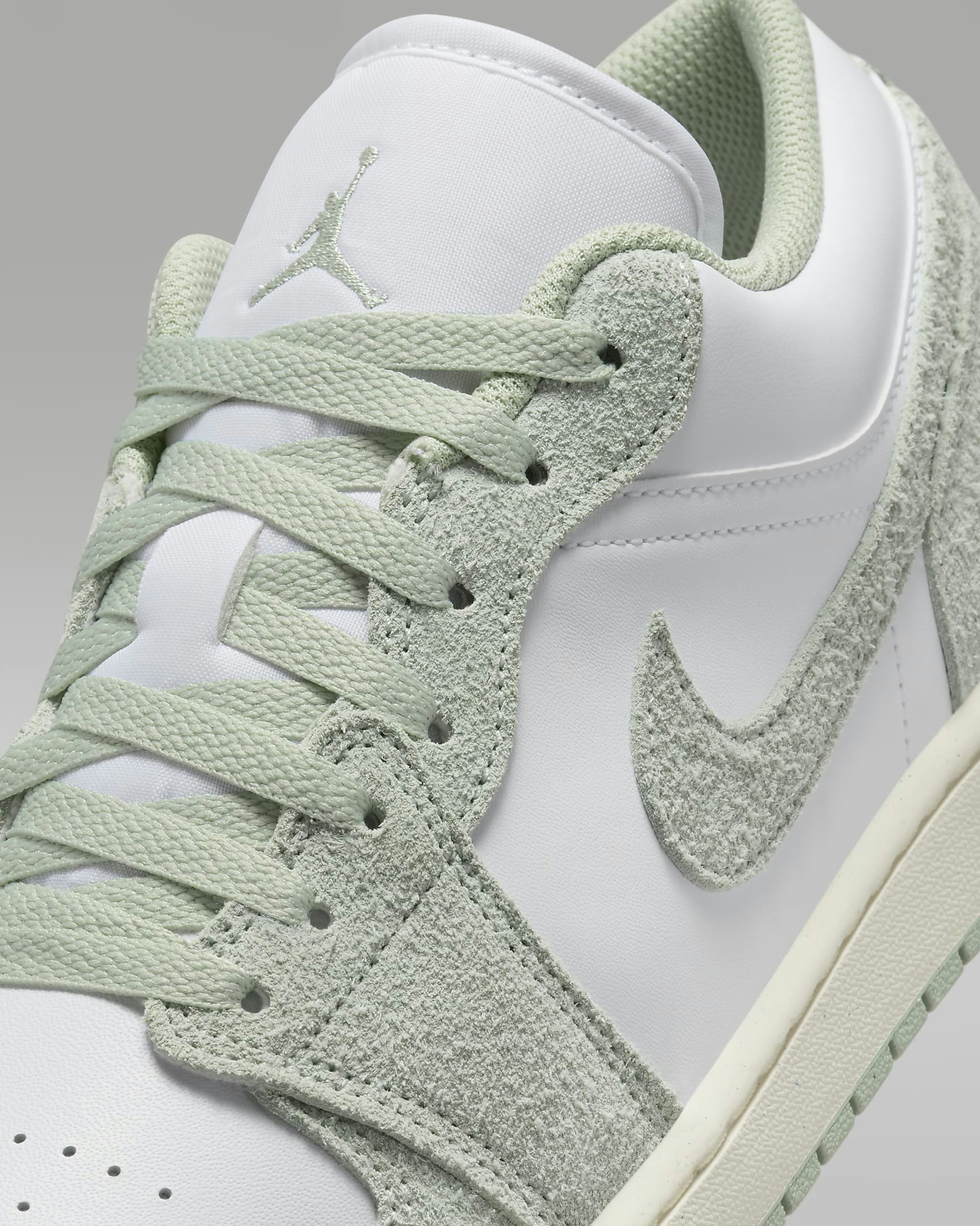 Air Jordan 1 Low "Seafoam"
