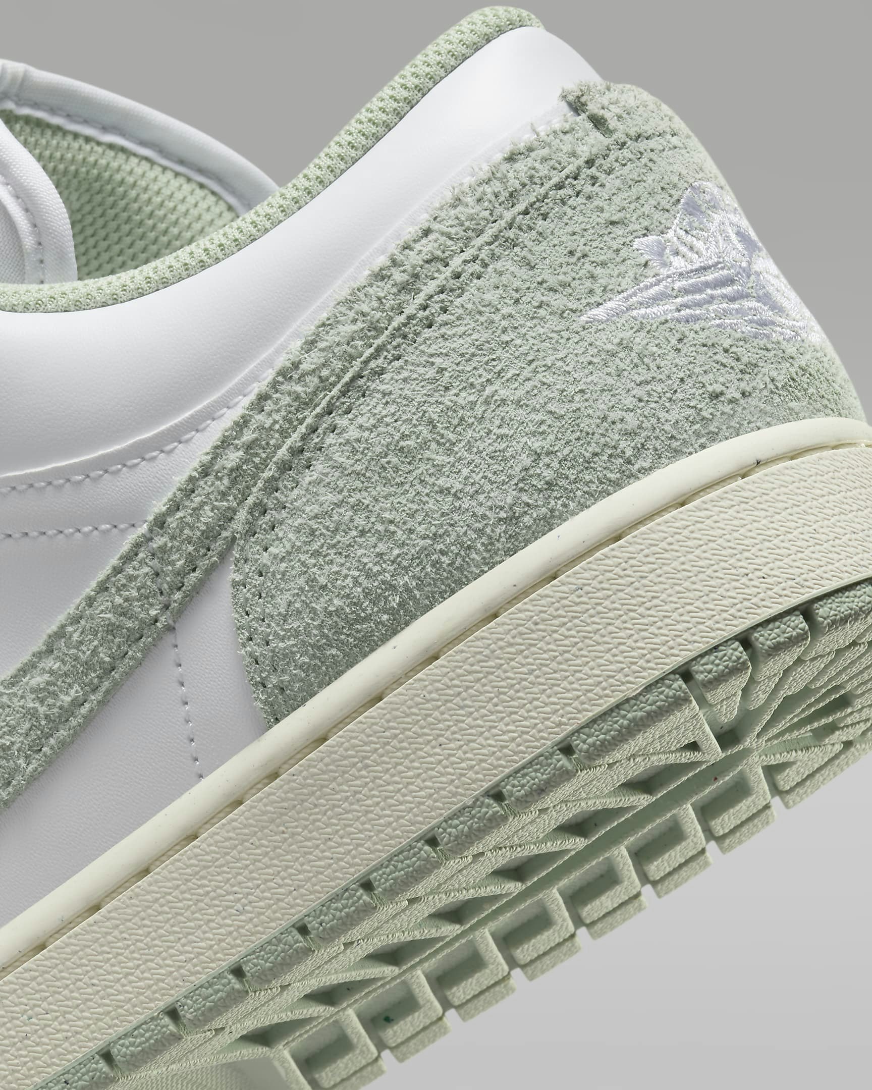 Air Jordan 1 Low "Seafoam"