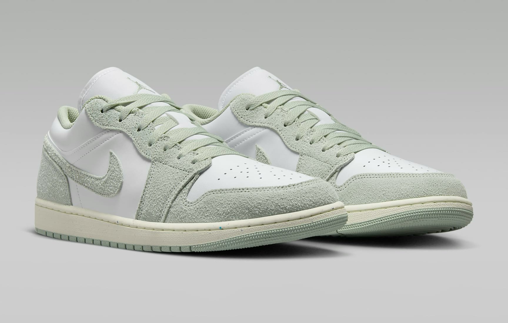 Air Jordan 1 Low "Seafoam"