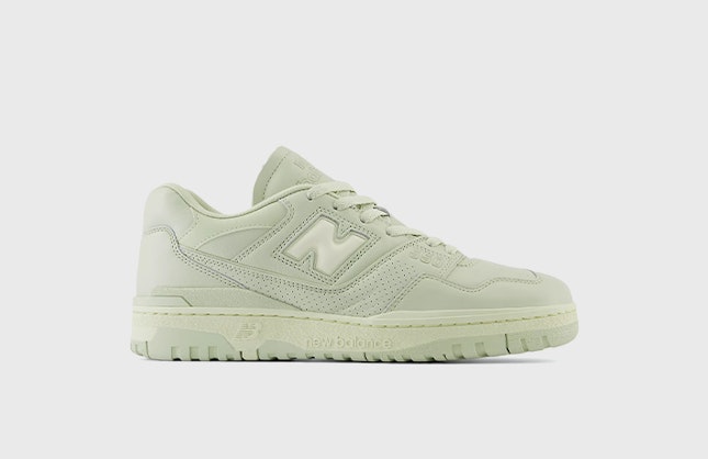New Balance 550 "Deep Lichen Green"