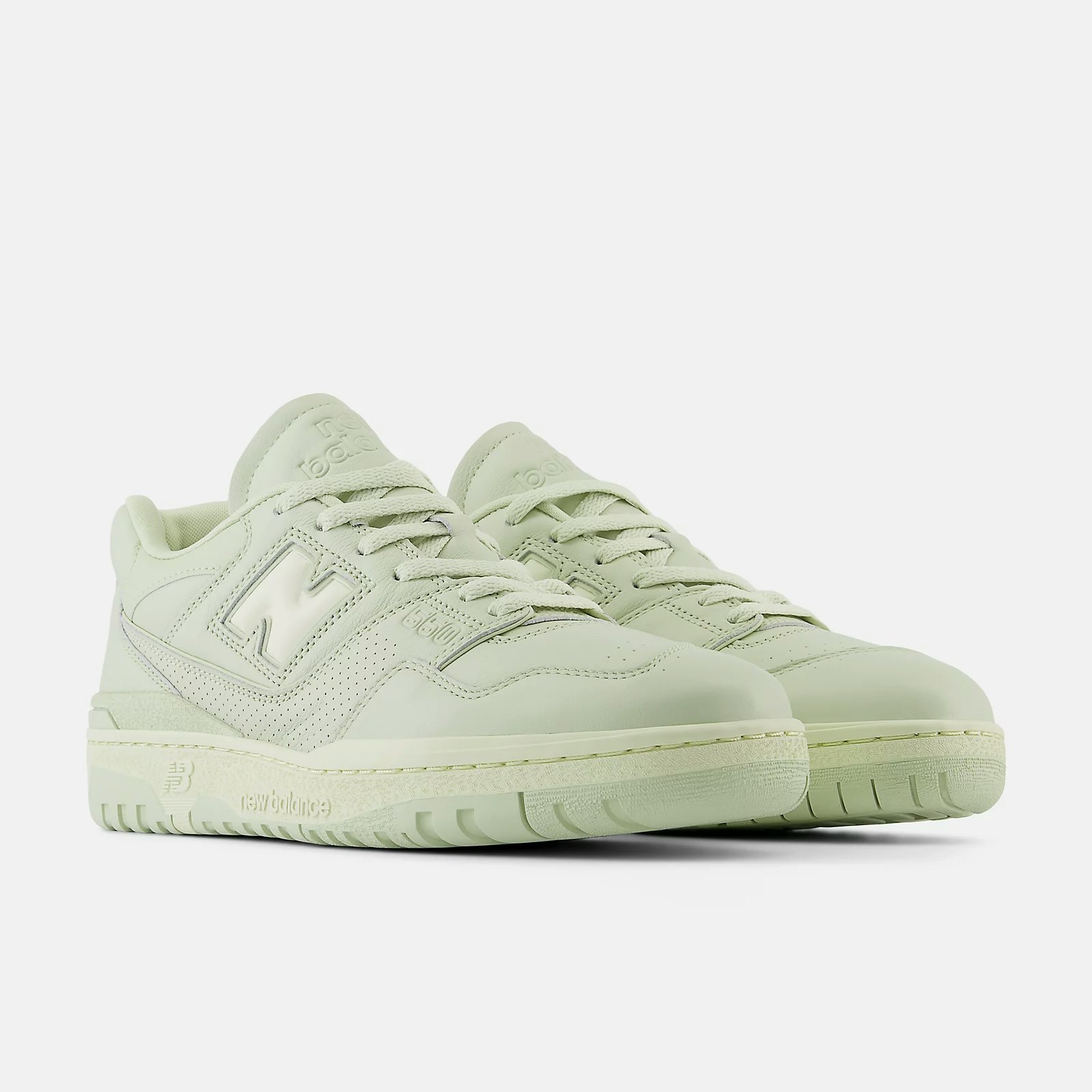 New Balance 550 "Deep Lichen Green"