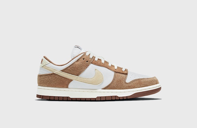 Nike Dunk Low PRM "Medium Curry"