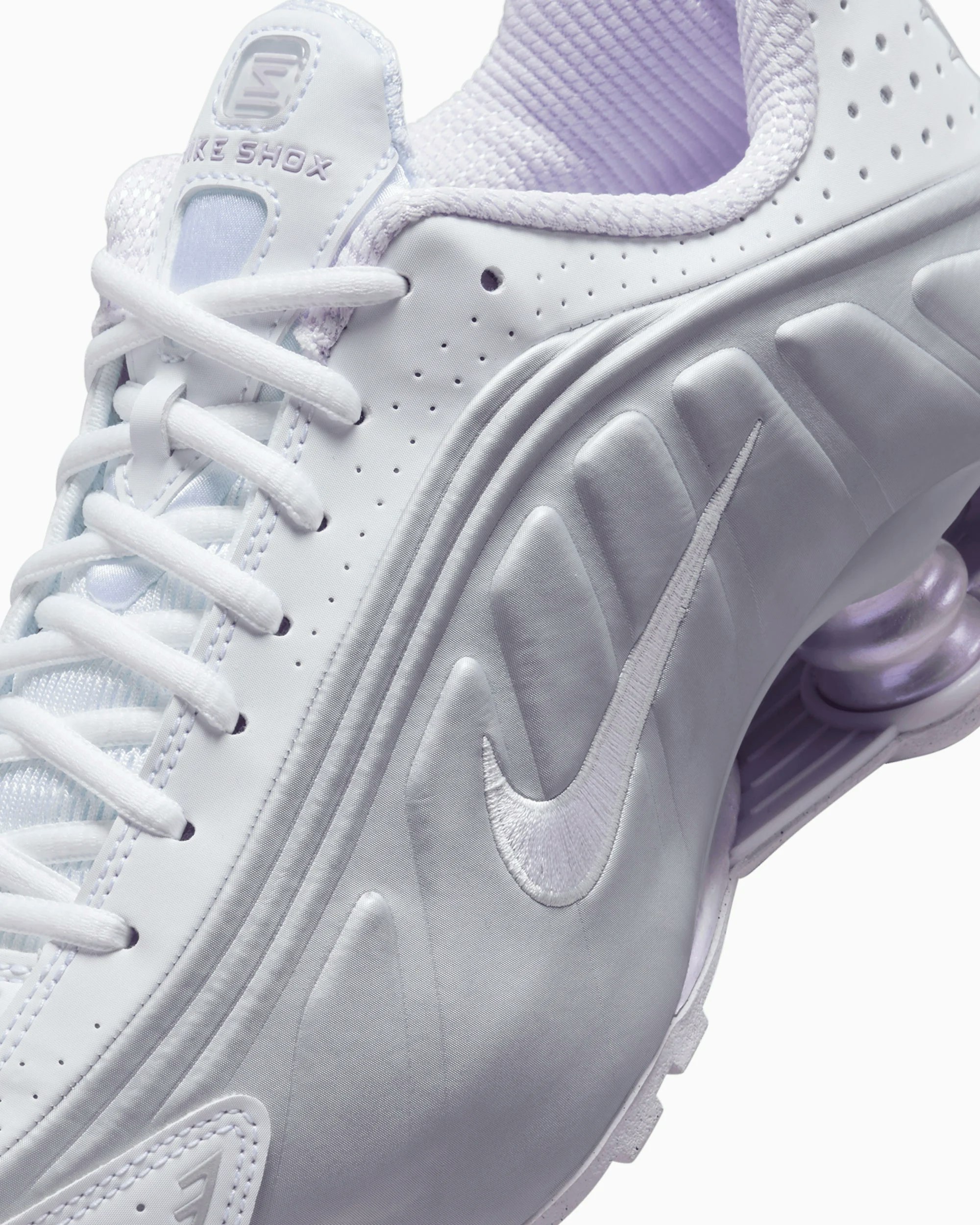 Nike Show R4 "Barely Grape"