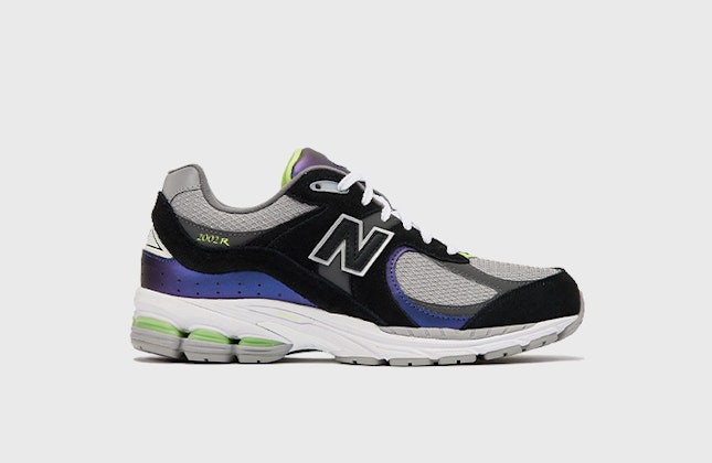 DTLR x New Balance 2002R "Purple Noir" DTLR x New Balance 2002R "Purple Noir"