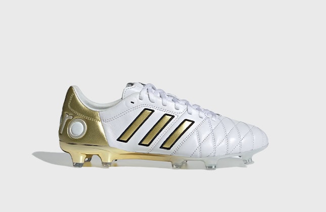 Toni Kroos x adidas 11Pro Firm Ground "Gold Metallic" Toni Kroos x adidas 11Pro Firm Ground "Gold Metallic"