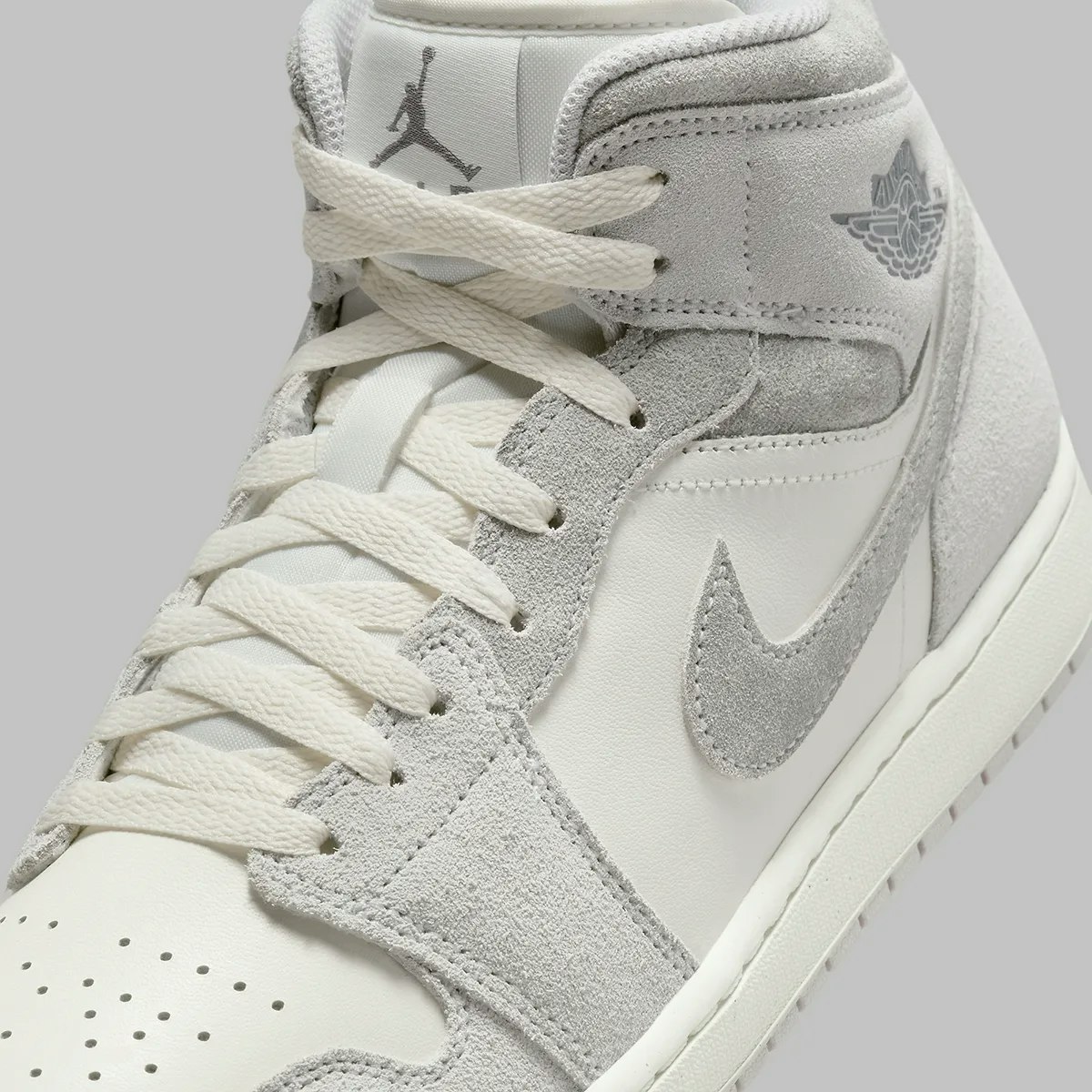 Air Jordan 1 Mid "Neutral Grey"