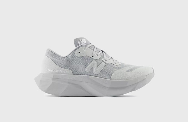 District Vision x New Balance FuelCell Supercomb Elite v4 "Grey" District Vision x New Balance FuelCell Supercomb Elite v4 "Grey"