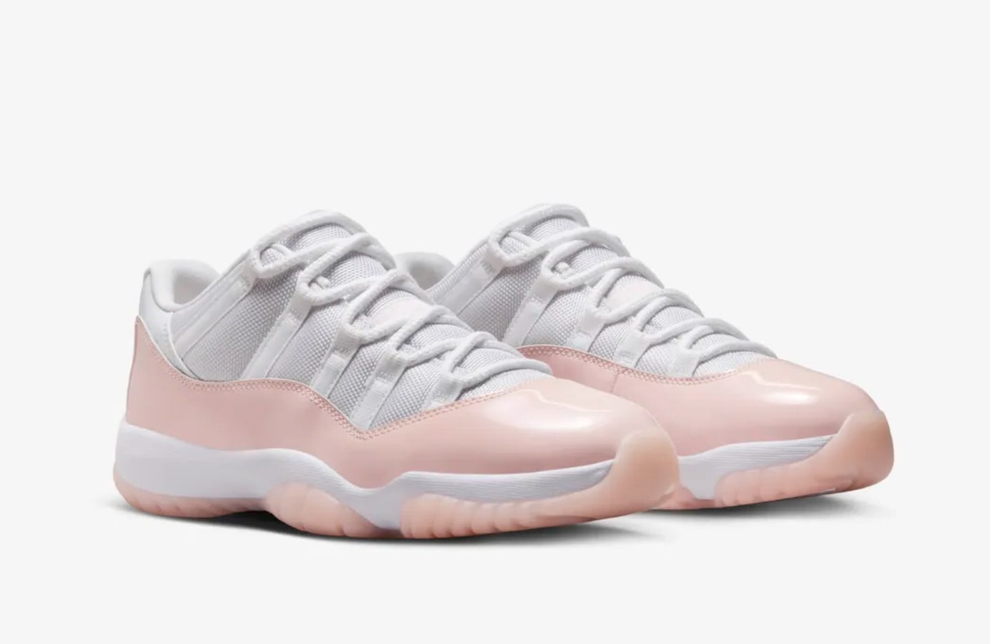 Air Jordan 11 Retro Low "Legend Pink"